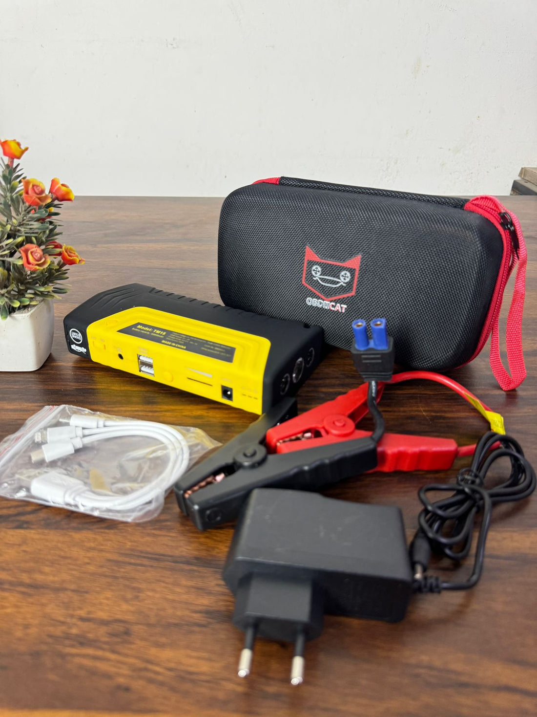 Car Jump Starter & Portable Power Bank – Emergency Battery Booster